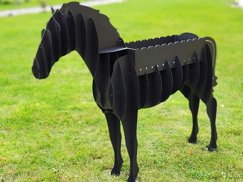 Мангал лошадь